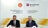 Officials of Qatar Shell and WorleyParsons at the signing ceremony.