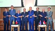 Soonthorn Chaiyindeepum (fifth left), Ambassador of Thailand and Chairman of ACD; Joseph Abraham (fourth left), Group CEO of Commercial Bank; and ambassadors of other Asean member countries.  Pic: Baher Amin / The Peninsula
