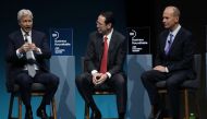  Jamie Dimon, chairman and CEO of JPMorgan Chase, Randall Stephenson, chairman and CEO of AT&T Inc., and Dennis Muilenburg, chairman, president and CEO of the Boeing Company, participate in a business roundtable discussion on 