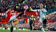Manchester United's Bruno Fernandes in action with Manchester City's Oleksandr Zinchenko Reuters/Phil Noble