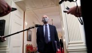 NIH National Institute of Allergy and Infectious Diseases Director Anthony Fauci talks to reporters as he arrives for a COVID-19 response event with U.S. President Joe Biden at the White House in Washington, U.S. January 21, 2021. REUTERS/Jonathan Ernst
