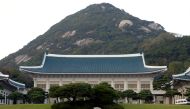 The Blue House, known in Korean as Chongwadae in Seoul is seen in this picture taken October 17, 2003. REUTERS/Lee Jae-Won LJW//File Photo

