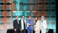 HMC leaders who were Planetree Award recipients with Planetree International officials during the event. 