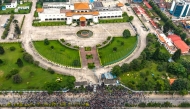An aerial view shows demonstrators gathered outside Nepal's Parliament (top) during a protest in Kathmandu on September 8, 2025. (Photo by Prabin Ranabhat / AFP)