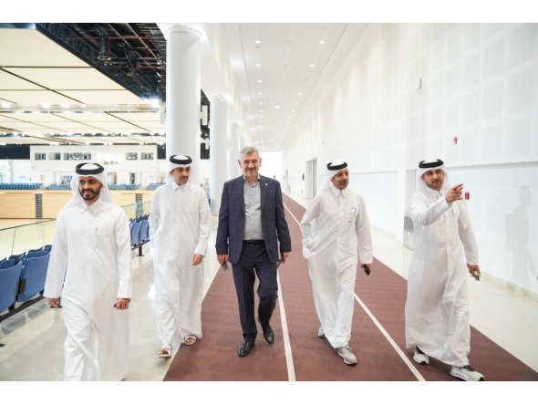 FIDE Executive Director Victor Bologan (centre) with QCA President Mohammed Al Mudahka and other officials during the visit.