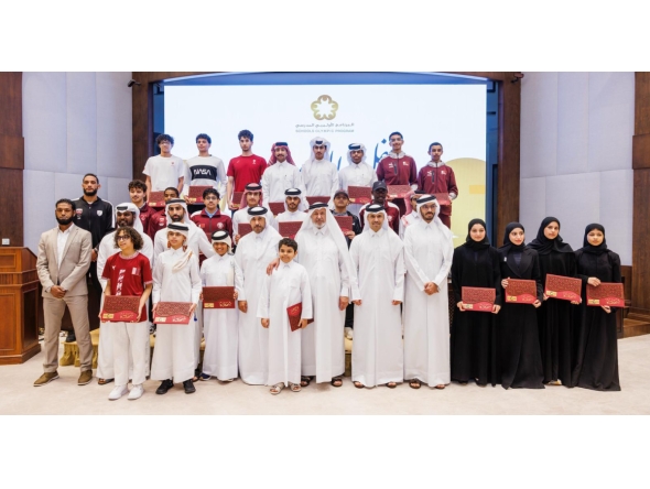 The event was attended by QOC’s First Vice President Mohamed bin Yousef Al Mana, Second Vice President Dr. Thani bin Abdulrahman Al Kuwari, Secretary-General Jassim bin Rashid Al Buenain and Chairman of the Organizing Committee of the School Olympic Program Sheikh Khalifa bin Khalid Al Thani along with several presidents and representatives of sports federations.