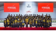 VCUarts Qatar Dean Amir Berbić with the class of 2026.