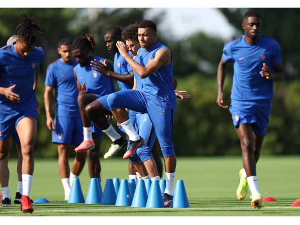 France's forward #10 Kylian Mbappe attends a training session at Philadelphia Eagles training centre on the eve of the 2026 World Cup football tournament round of 16 match against Paraguay, in Philadelphia on July 3, 2026. (Photo by FRANCK FIFE / AFP)
