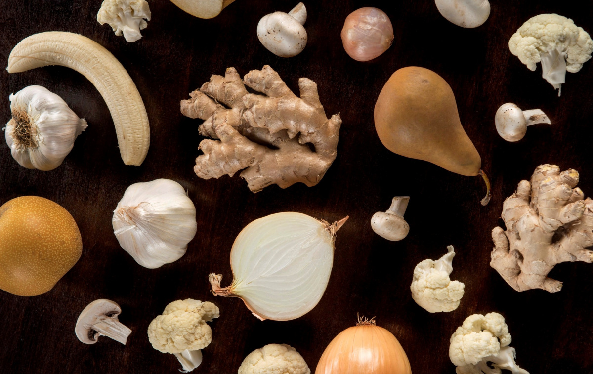 Eat the rainbow but don't pass up paler foods -- what they lack in pigment they make up for in health benefits. (Washington Post photo by Jabin Botsford)