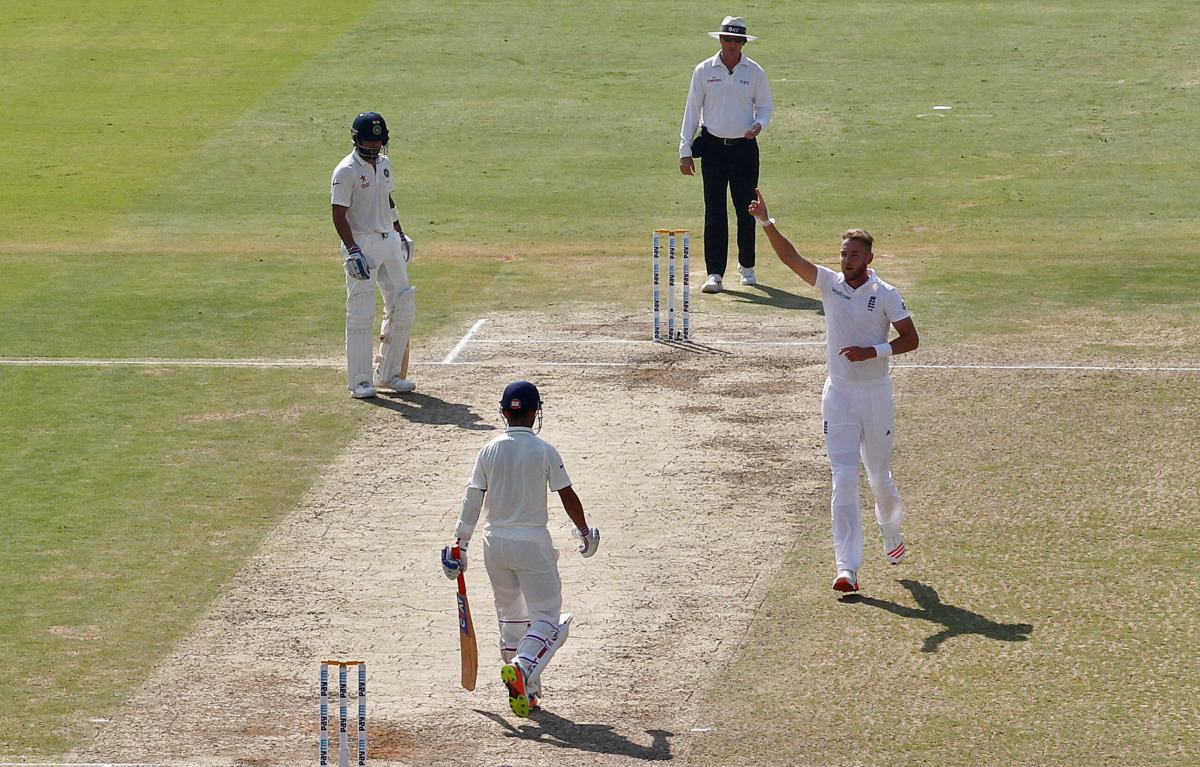  England's Stuart Broad celebrates the dismissal of India's Ajinkya Rahane. (REUTERS/Danish Siddiqui)