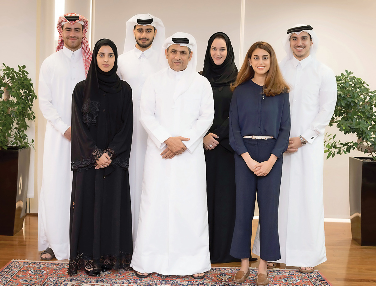The newly recruited Qatari talent posing for a group photo with HSBC officials.