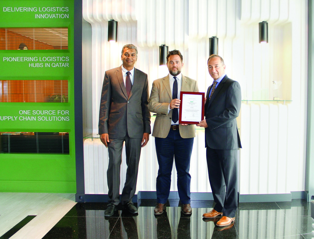 A GWC official receiving the certification. 