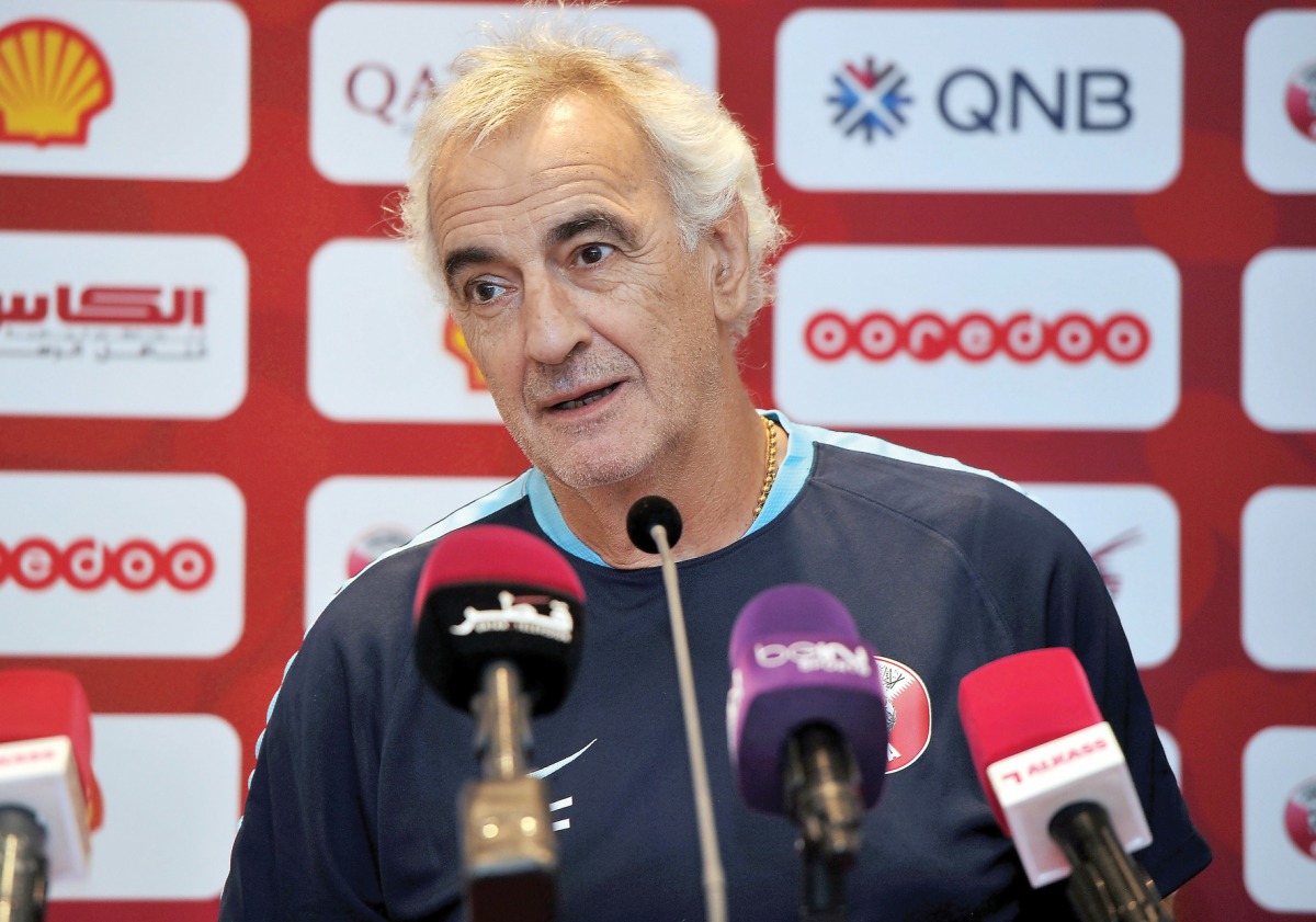 Qatar coach Jorge Fossati 