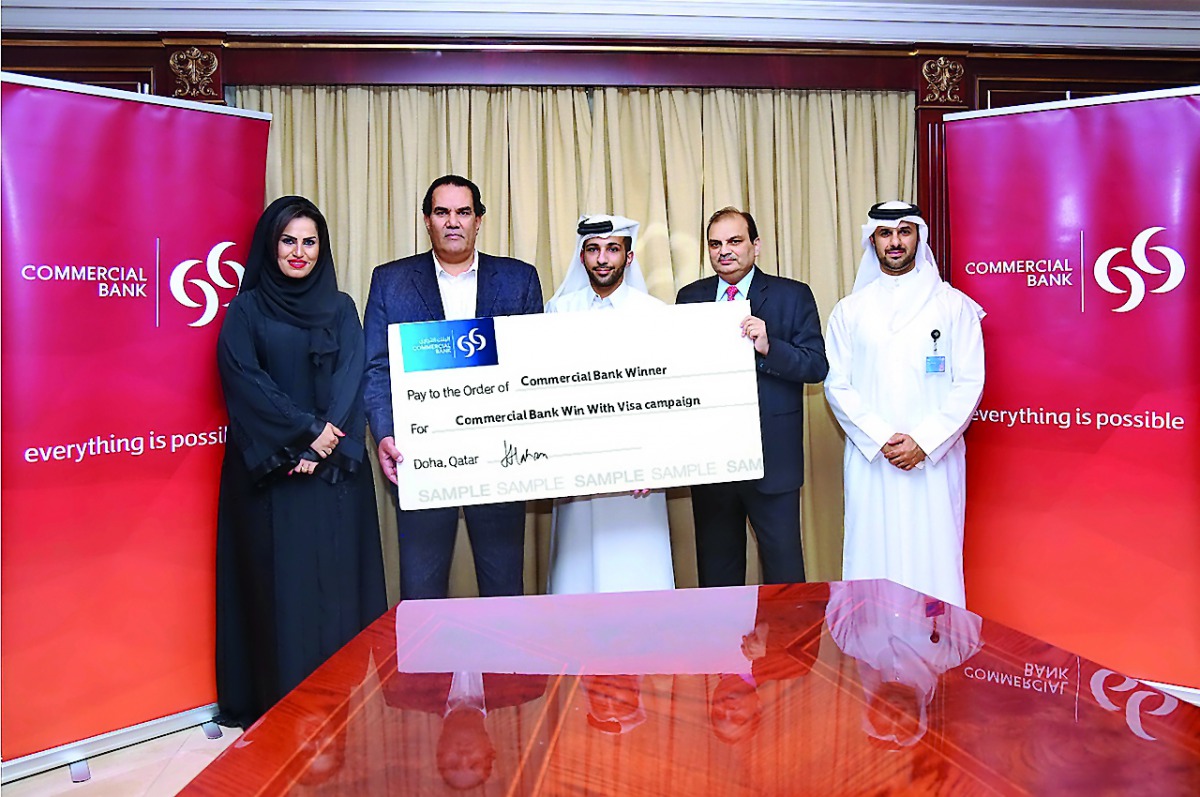 Winners of the campaign and Commercial Bank officials during the event.