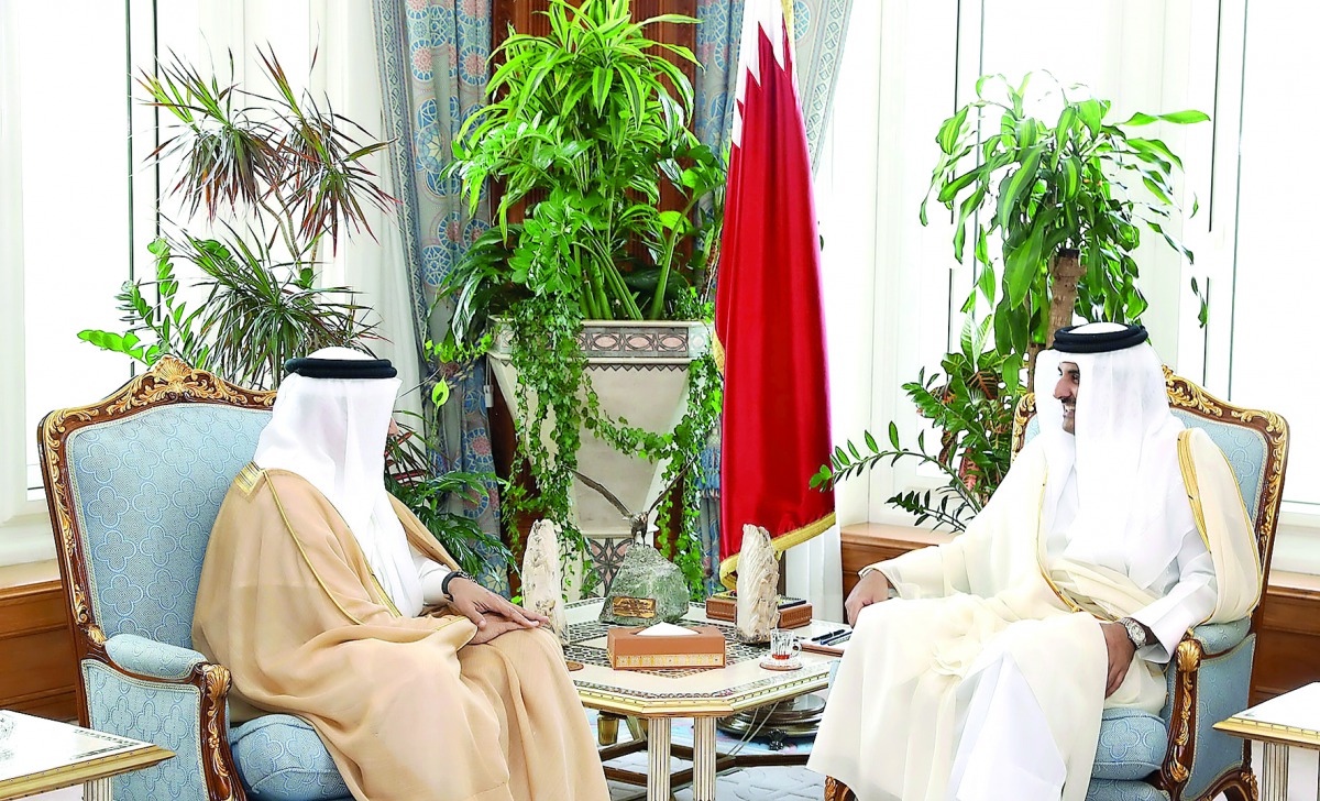 Emir H H Sheikh Tamim bin Hamad Al Thani met with Secretary-General of the Gulf Cooperation Council (GCC), Dr Abdullatif bin Rashid Al Zayani, at the Emiri Diwan yesterday. The meeting reviewed a number of issues related to the promotion of joint GCC acti