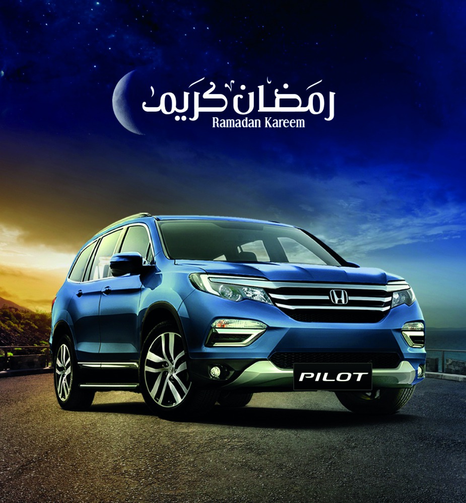 The new Honda Pilot on display.