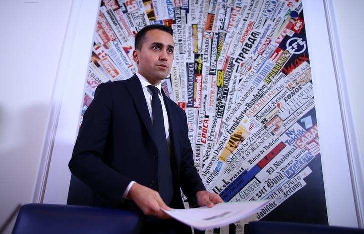 Luigi Di Maio of the 5-Star Movement looks on as he arrives for a news conference in Rome, Italy March 23, 2017. REUTERS/Alessandro Bianchi 