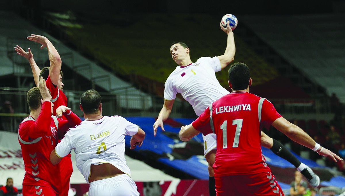 El Jaish and Lekhwiya players in action during the last season’s QFA Senior league in this file photo.