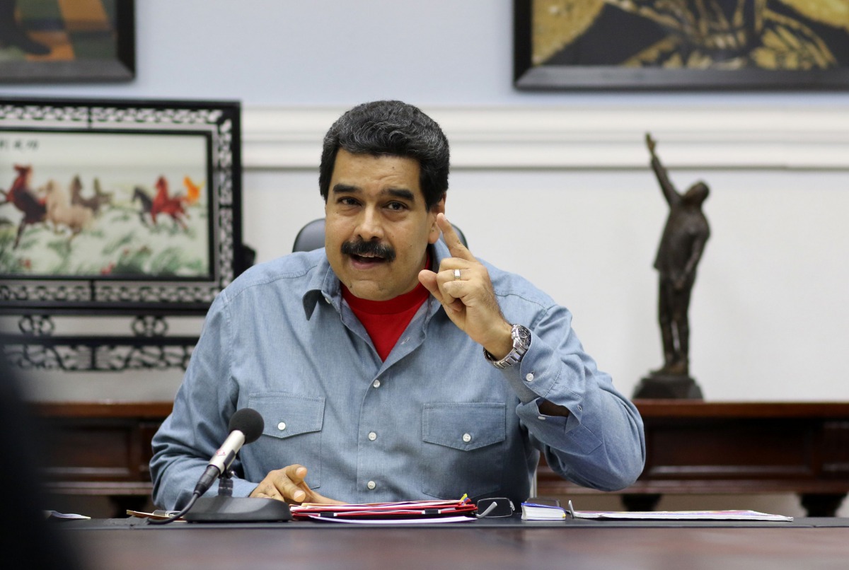 Venezuelan President Nicolas Maduro speaking during a meeting with ministers at the Miraflores presidential palace in Caracas on May 13, 2016 (AFP / Venezuelan Presidency / Marcelo Garcia) 