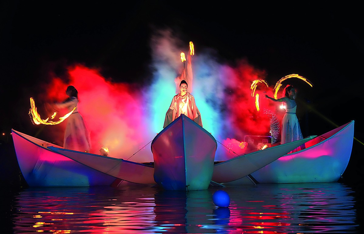 Artistes perform at the Aspire Lake Festival at Aspire Park yesterday. Pic: Baher Amin / The Peninsula