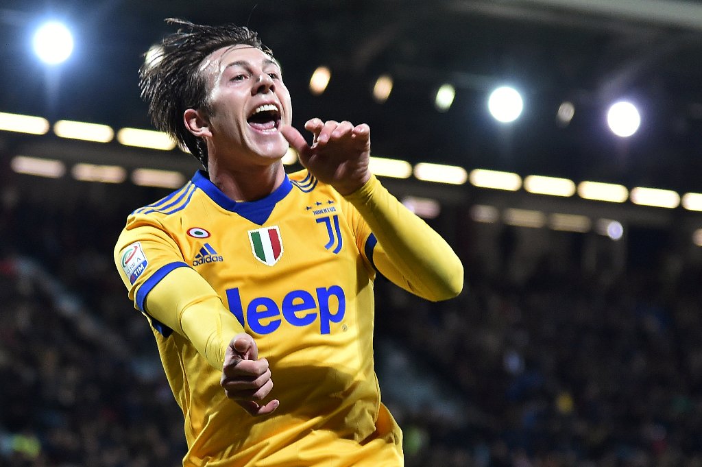 Juventus’ Federico Bernardeschi celebrates scoring their first goal REUTERS/Alberto Lingria
