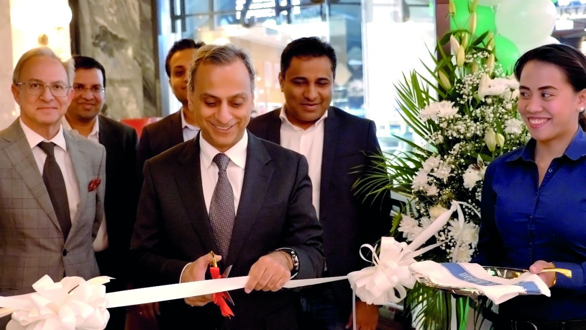 British Ambassador to Qatar, Ajay Sharma, inaugurating   Jamie’s Italian restaurant in Qatar’s popular hub, Doha Festival City.  
