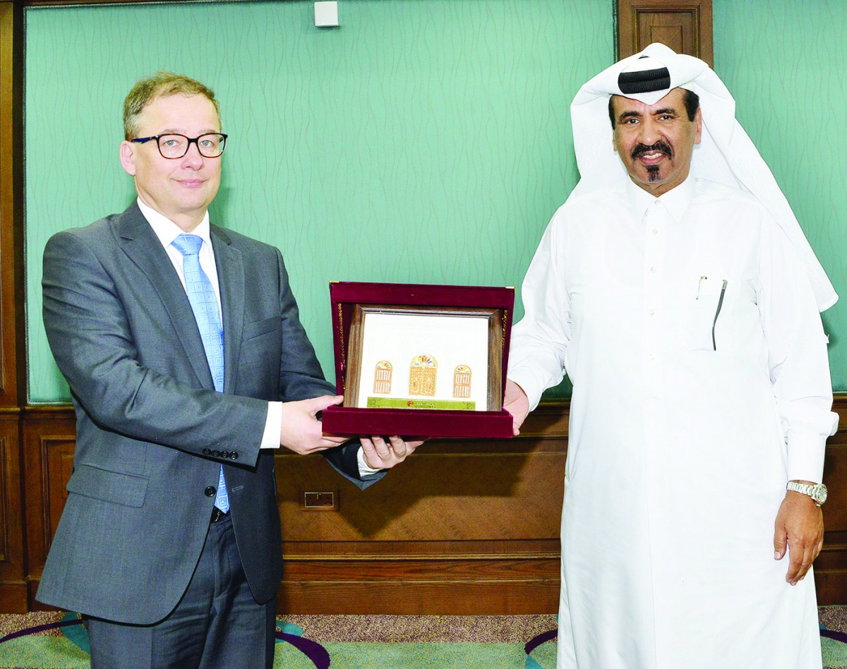 Muhammed bin Ahmed bin Towar Al Kuwari (right), Vice-Chairman, Qatar Chamber with Ivan Jancarek, Junior Deputy Minister of Foreign Affairs of the Czech Republic for section of Non-European countries, economic and development, at Qatar Chamber premises.