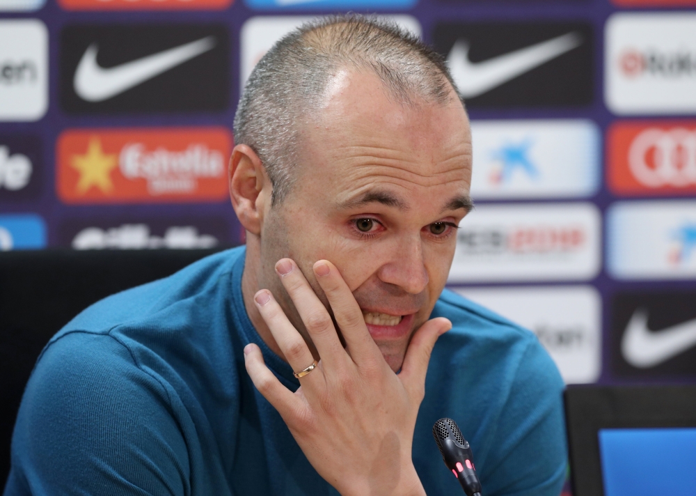Soccer Football - FC Barcelona - Andres Iniesta Press Conference - Ciutat Esportiva Joan Gamper, Barcelona, Spain - April 27, 2018 FC Barcelona's Andres Iniesta during the press conference REUTERS/Albert Gea