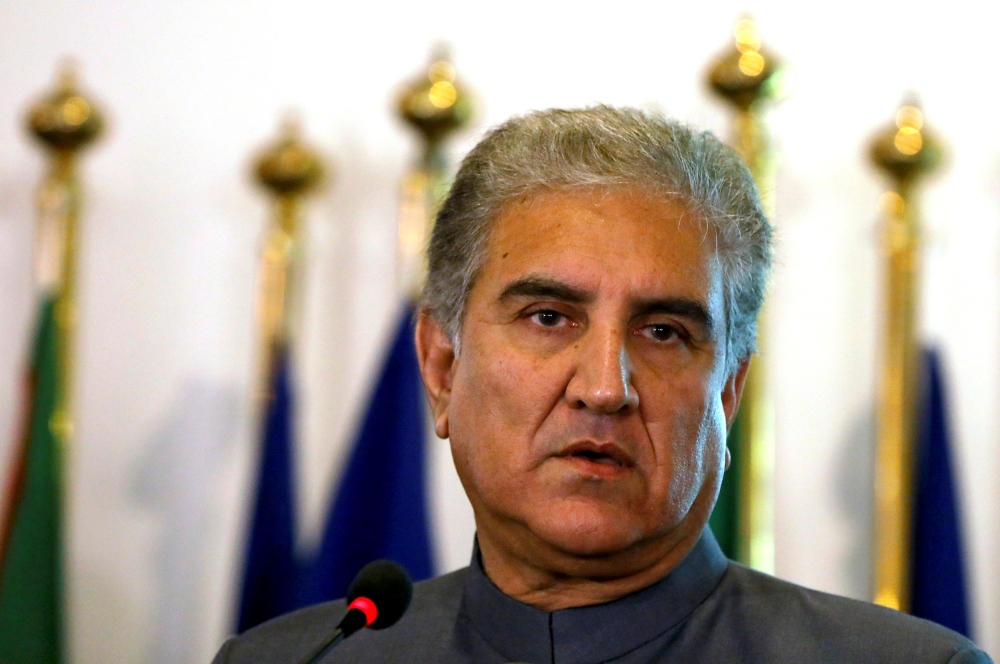 Pakistan's new Foreign Minister Shah Mehmood Qureshi listens during a news conference at the Foreign Ministry in Islamabad, Pakistan August 20, 2018. (REUTERS/Faisal Mahmood)
