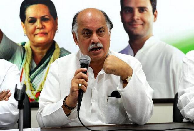 Gurudas Kamat, 63, is survived by wife Maharookh and son Sunil. (Photo courtesy: The Hindu)