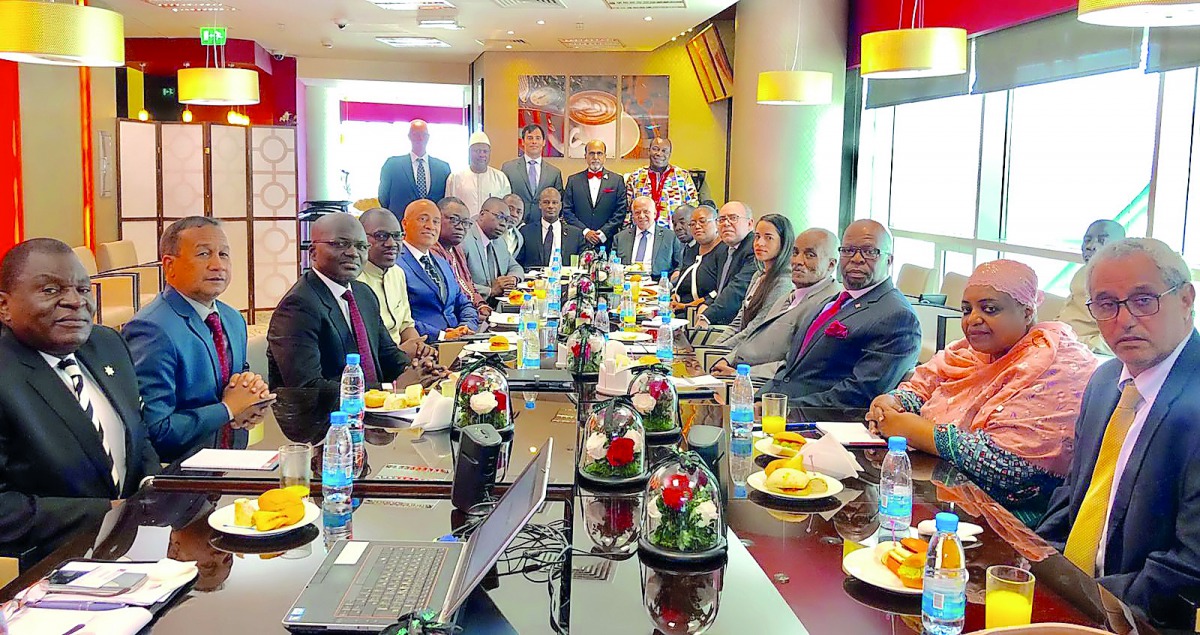Dr R Seetharaman, Group CEO of Doha Bank (centre), discussing Qatar’s economic outlook with the  African Ambassadors to Doha at a breakfast meeting hosted by Doha Bank at the bank’s headquarters in Doha, yesterday. 