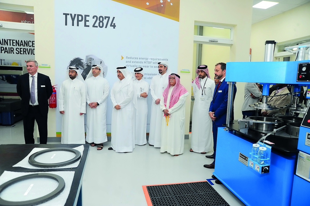Abdulaziz bin Jassim bin Mohammed Al Muftah (fourth, left), Vice-President at Qatar Petroleum, along with senior officials, including Jean Vernet (left), President of John Crane; Jassim Al Mansoori (centre), Vice-Chairman and CEO of Al-Ahed Holding; and R