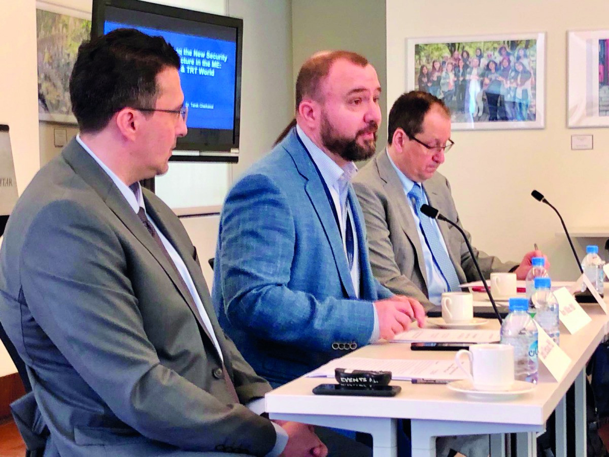 GU-Q Professor of Government, Rory Miller, speaking during workshop.