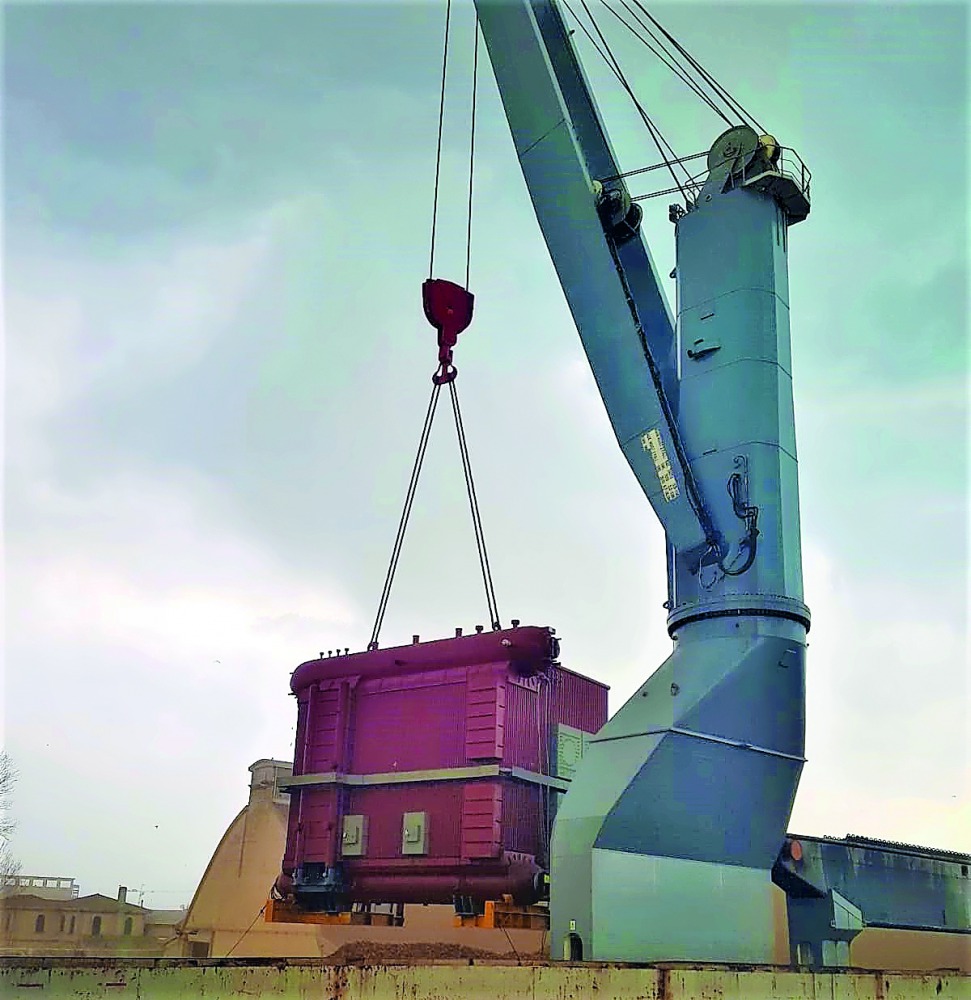 The 180-tonne auxiliary boiler  transported by GWC from Italy.
