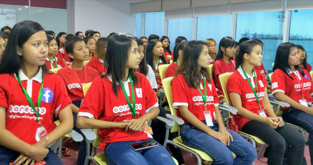 Participants at the Ooredoo’s Internet One on One training.