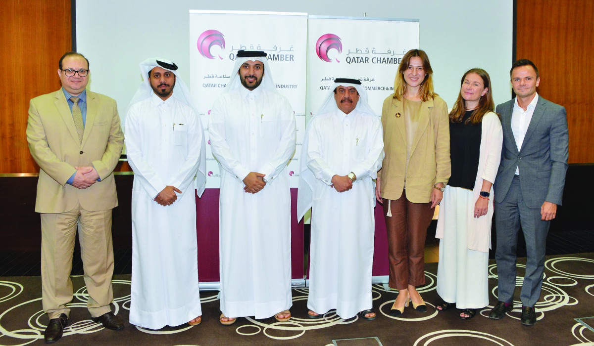 Rashid bin Majid Awad Al Suwaidi (third left), First Secretary at Qatar’s Embassy to Russia, and  Qatar Chamber’s Assistant Director-General for Government Relations and Committee Affairs, Ali Bu Sherbak Al Mansouri (fourth right); receiving the delegatio