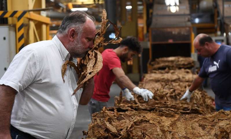 The production line at the factory in Sarlat-le-Caneda finally came to a halt just before midday on Monday. 