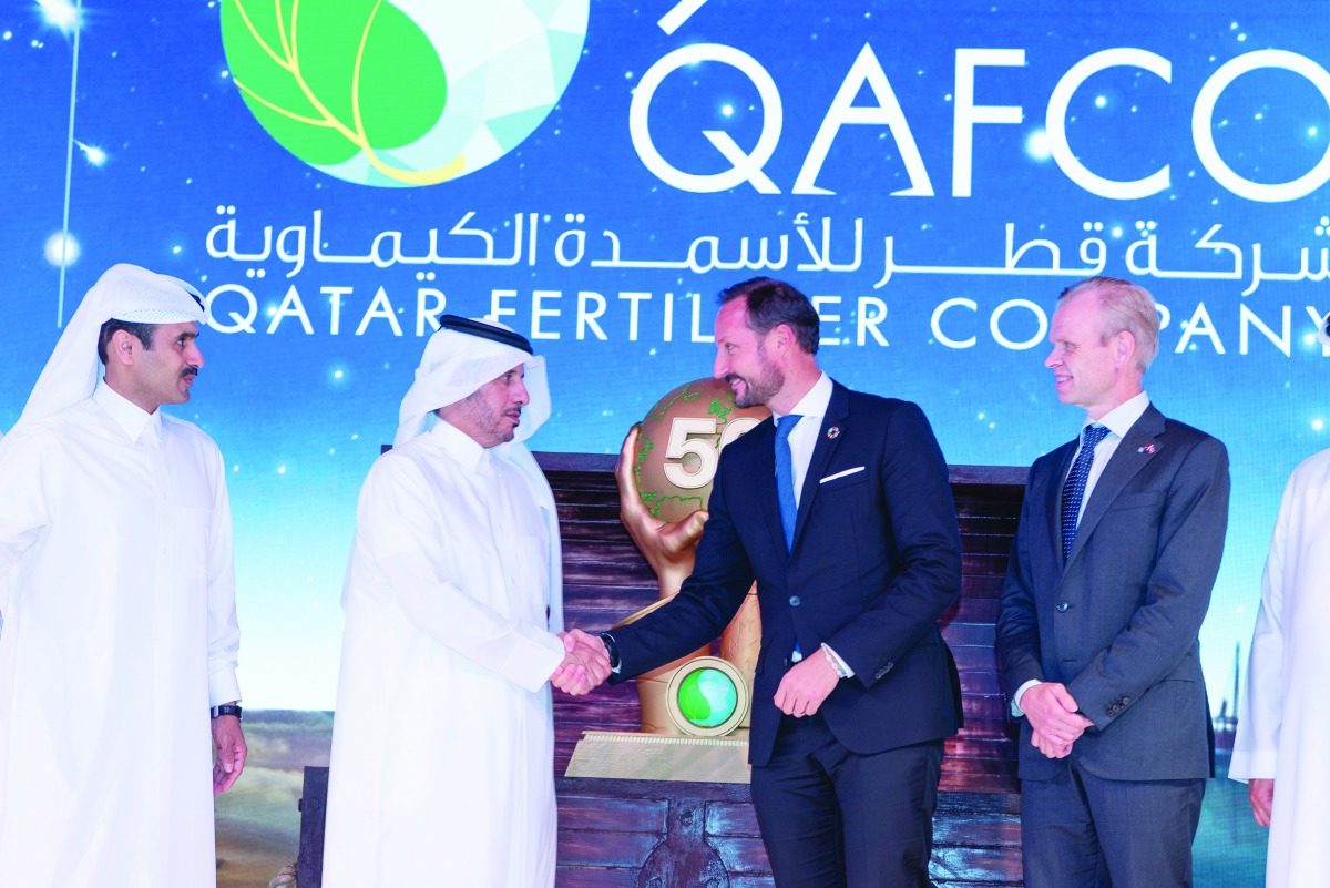 Prime Minister and Interior Minister H E Sheikh Abdullah bin Nasser bin Khalifa Al Thani shaking hands with Crown Prince of the Kingdom of Norway, Prince Haakon Magnus. H E Saad Sherida Al Kaabi, the Minister of State for Energy Affairs, President and CEO