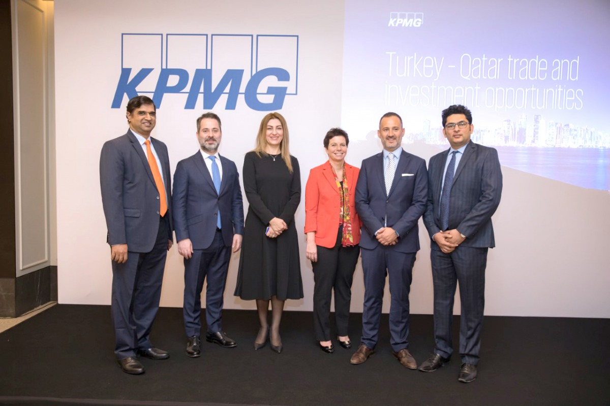 Venkat Krishnaswamy (left), Advisory Partner at KPMG Qatar; Barbara Henzen (third right), Partner, Head of Tax & Corporate Services at KPMG Qatar and other officials on the sidelines of the event. 