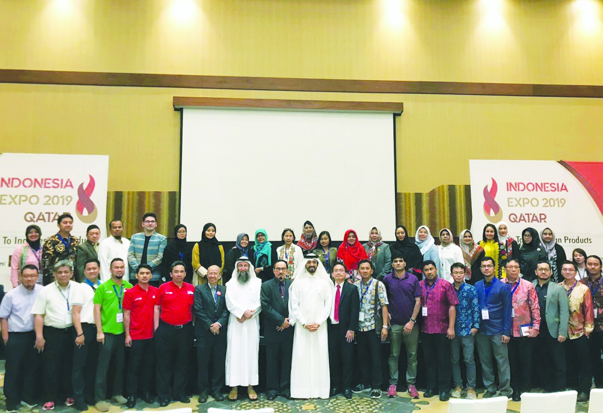 Indonesia’s Ambassador to Qatar, Muhammad Basri Sidehabi, President of Qatar-Indonesia Business Council (QIBC) Farhan Al Sayed,  and other officials with other participants at the first Indonesia Expo 2019 in Doha, which concluded on Tuesday.