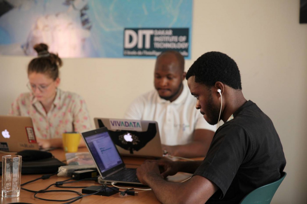Students take part in an AI programming course at the Dakar Institute of Technology in Dakar, Senegal. November 5, 2019. Thomson / Reuters Foundation / Nellie Peyton