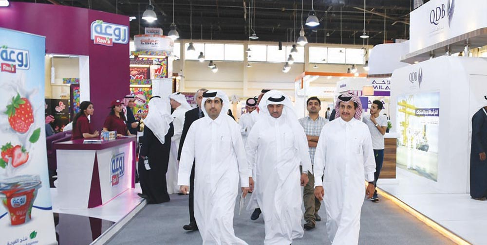 Qatar Chamber Chairman Sheikh Khalifa bin Jassim Al Thani, and other officials, touring the ‘Made in Qatar’ Expo which concluded in Kuwait yesterday. 