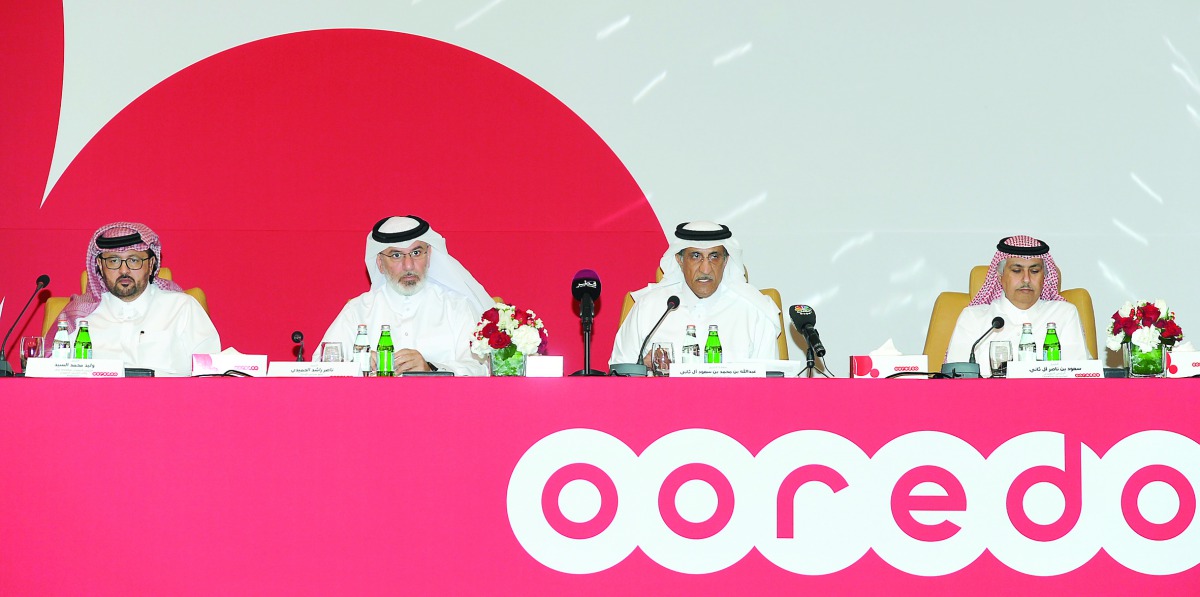 The Chairman of Ooredoo, Sheikh Abdulla bin Mohammed bin Saud Al Thani (second right), with Group CEO, Sheikh Saud bin Nasser Al Thani (right), Group Deputy CEO and CEO Ooredoo Qatar, Waleed Mohamed Al Sayed (left); and other members of Board of Directors