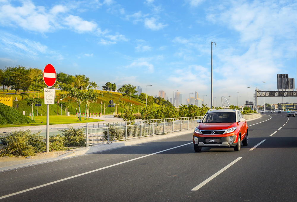 Extending a blend of superior ride and assertive design, BAIC X35 Crossover is about responsive performance and value for money, making it a perfect choice for the youth and small families. 