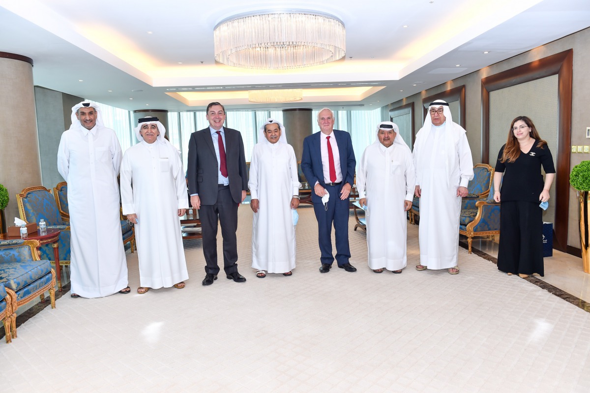 Top officials of Qatari Businessmen Association (QBA), including Chairman Sheikh Faisal bin Qassim Al Thani (third right), during their meeting with Sir Edward Lister, Chief Strategic Advisor to UK Prime Minister Boris Johnson, in Doha recently. H E John 