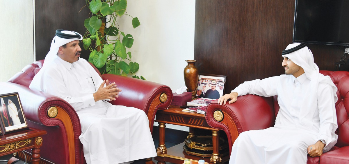 Qatar Chamber First Vice-Chairman Mohamed bin Ahmed bin Towar Al Kuwari (left) and the CEO of Investment Promotion Agency of Qatar, Sheikh Ali bin Alwaleed Al Thani, during their meeting held at the QC headquarters, yesterday. 