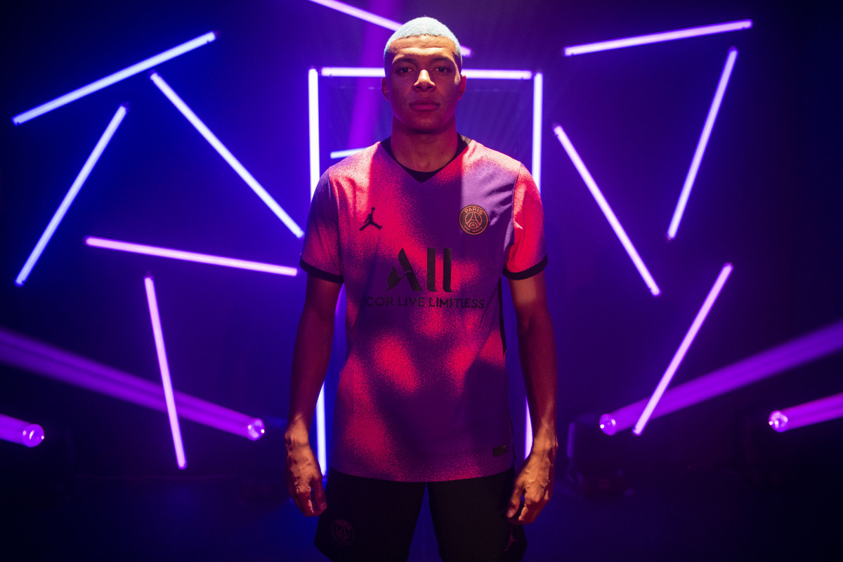 Kylian Mbappé wearing the new jersey.