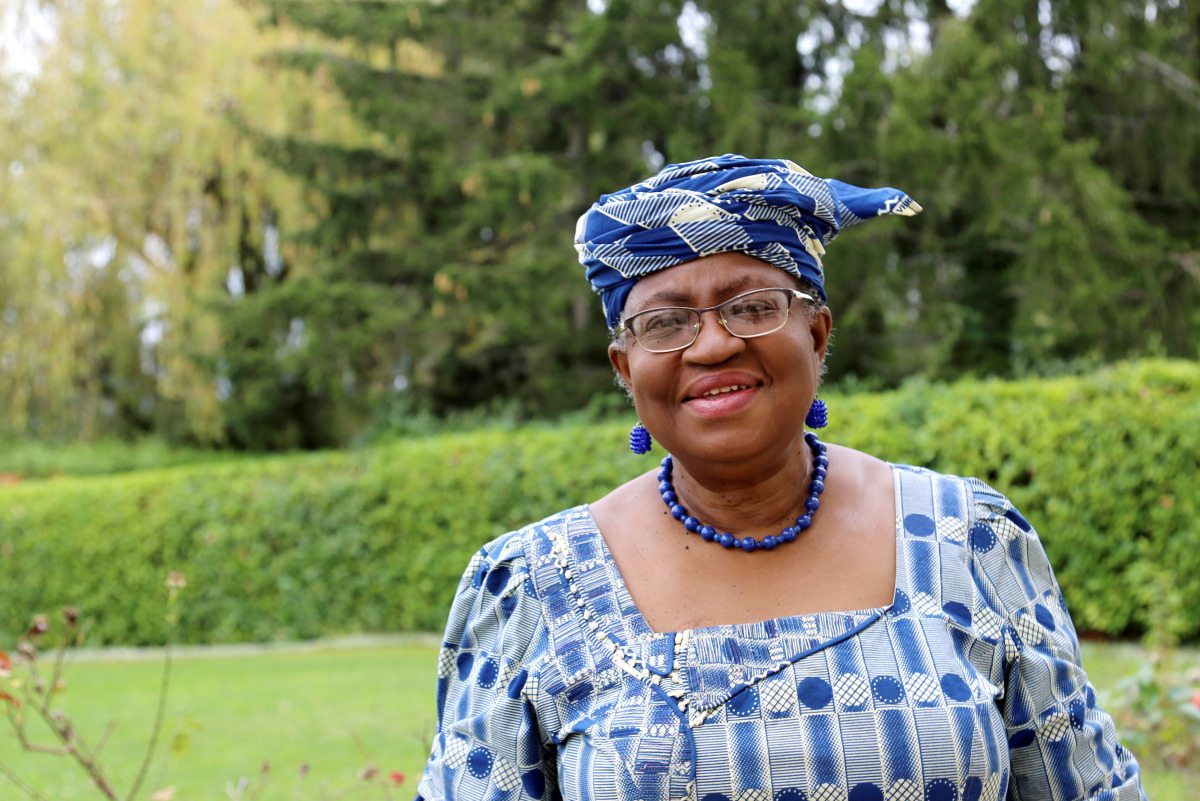 FILE PHOTO: Ngozi Okonjo-Iweala poses outside a Nigerian diplomatic residence in Chambesy, near Geneva, Switzerland, September 29, 2020. REUTERS/Emma Farge/File Photo
