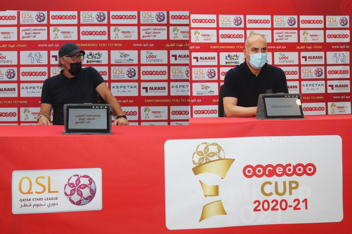 Al Rayyan coach Laurent Blanc (left) and Al Sailiya coach Sam Trabelsi