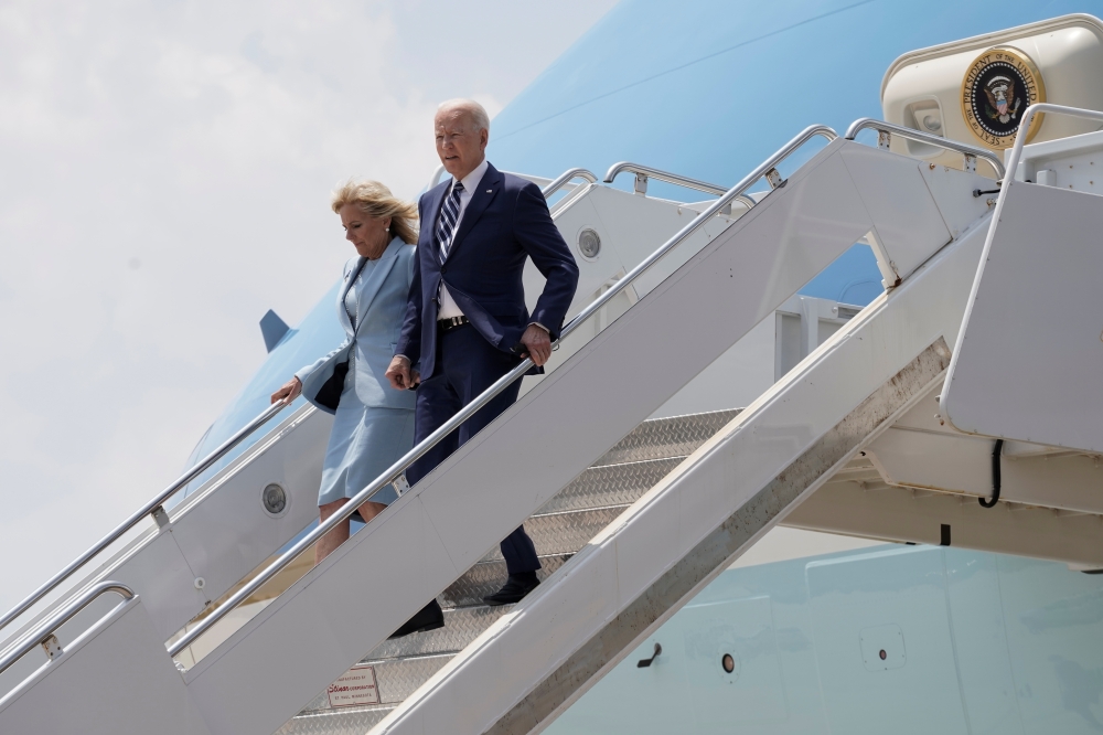 US President Joe Biden and first lady Jill Biden deplane Air Force One at Joint Base Langley-Eustis in Hampton, Virginia, US on May 28, 2021. (Reuters/Ken Cedeno)